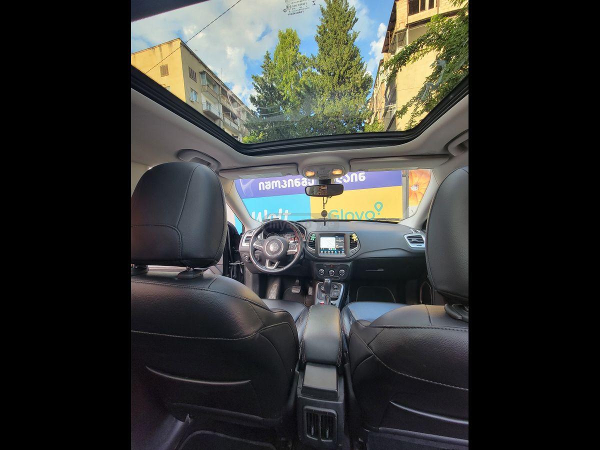 Jeep Compass 2018 — photo 2