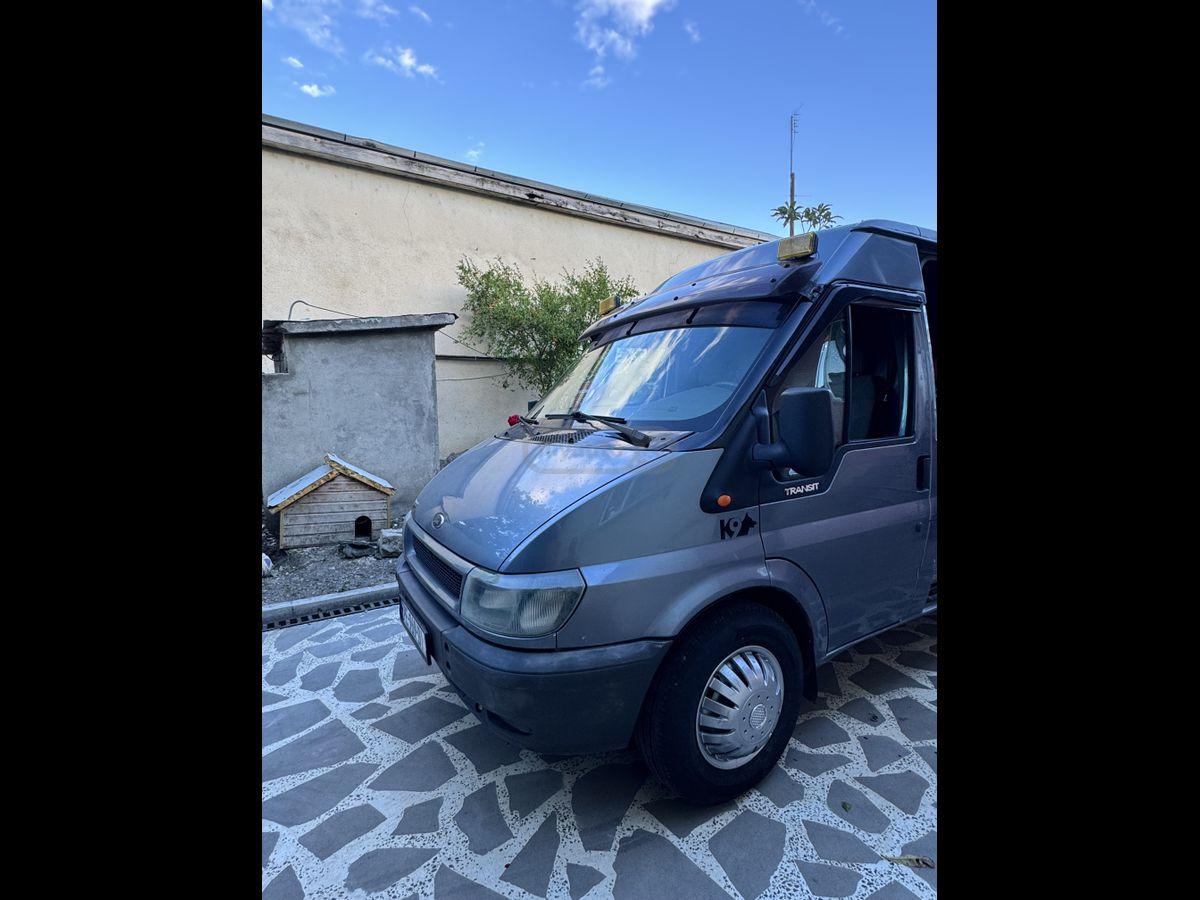 Ford Transit 2000 — photo 2