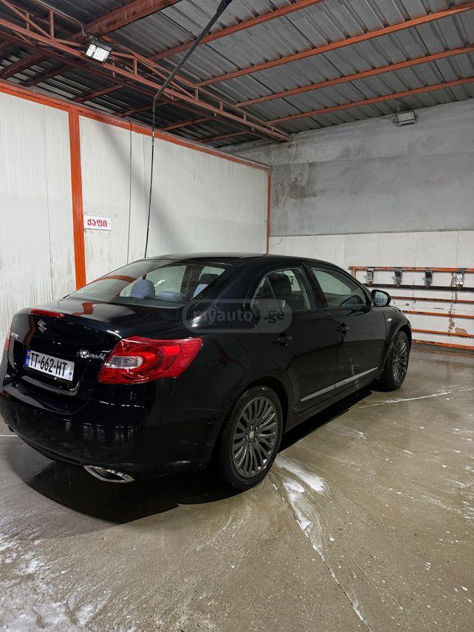 Suzuki Kizashi 2011 — photo 2
