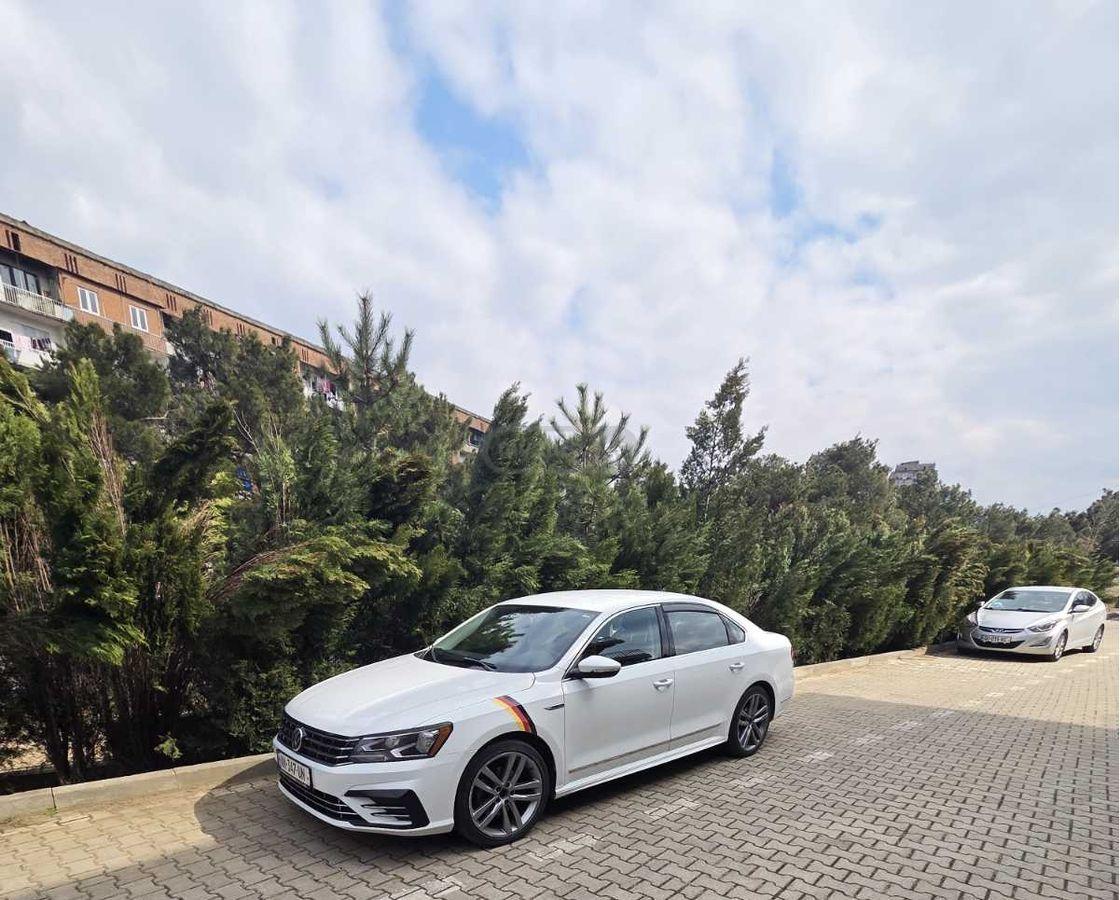 Volkswagen Passat 2017 — photo 2