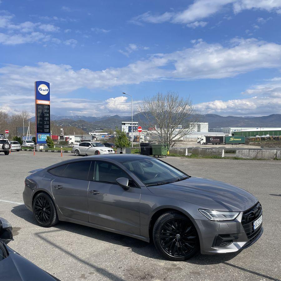 Audi A7 2019 — photo 2