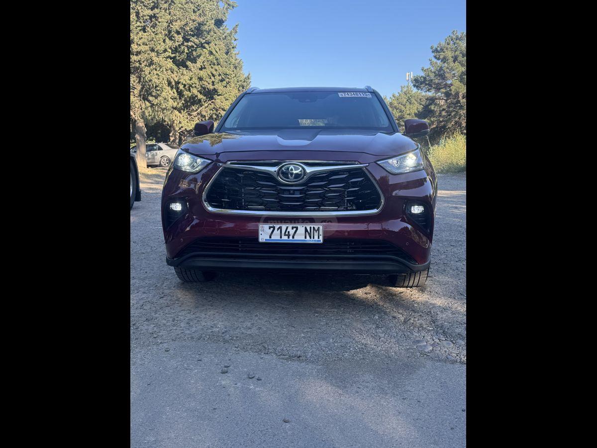 Toyota Highlander 2020 — photo 2