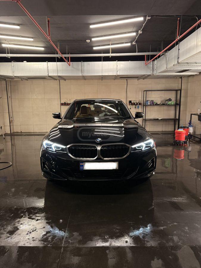 BMW 330 2024 — photo 2