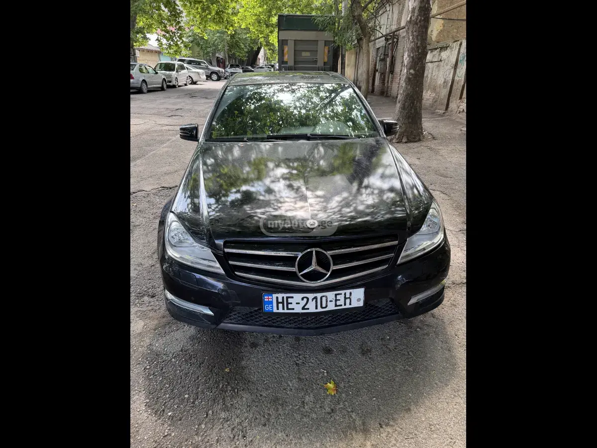 Mercedes-Benz C 300