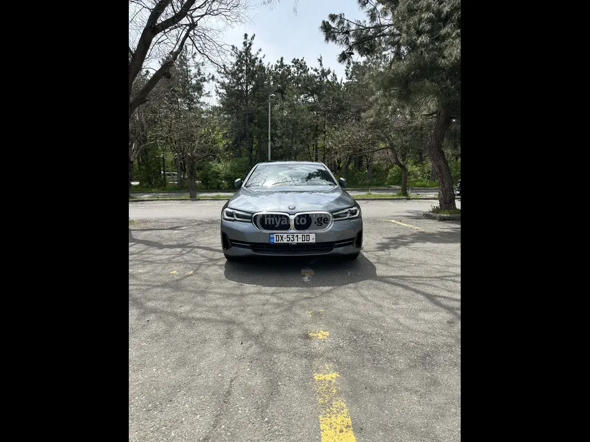 BMW 530