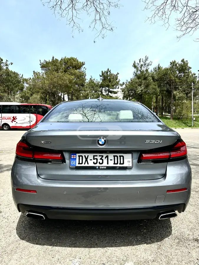 BMW 530 2022 — photo 2