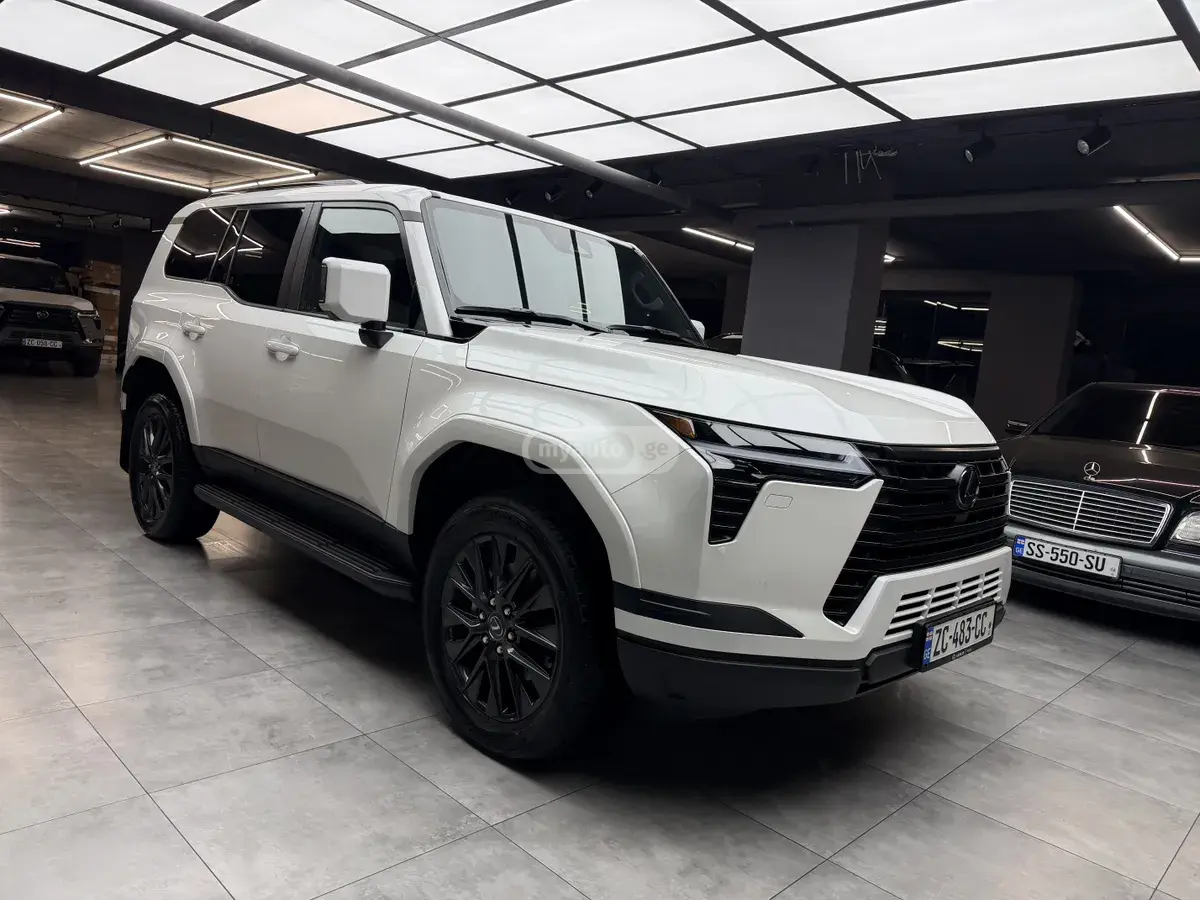 Lexus GX 550 2026 — photo 2