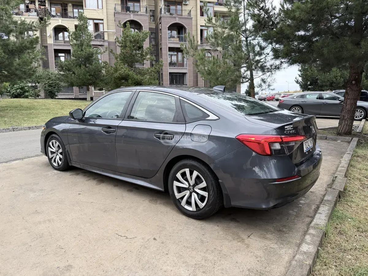 Honda Civic 2022 — photo 2