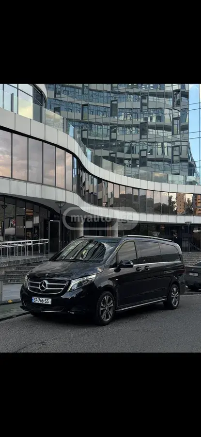 Mercedes-Benz V 250
