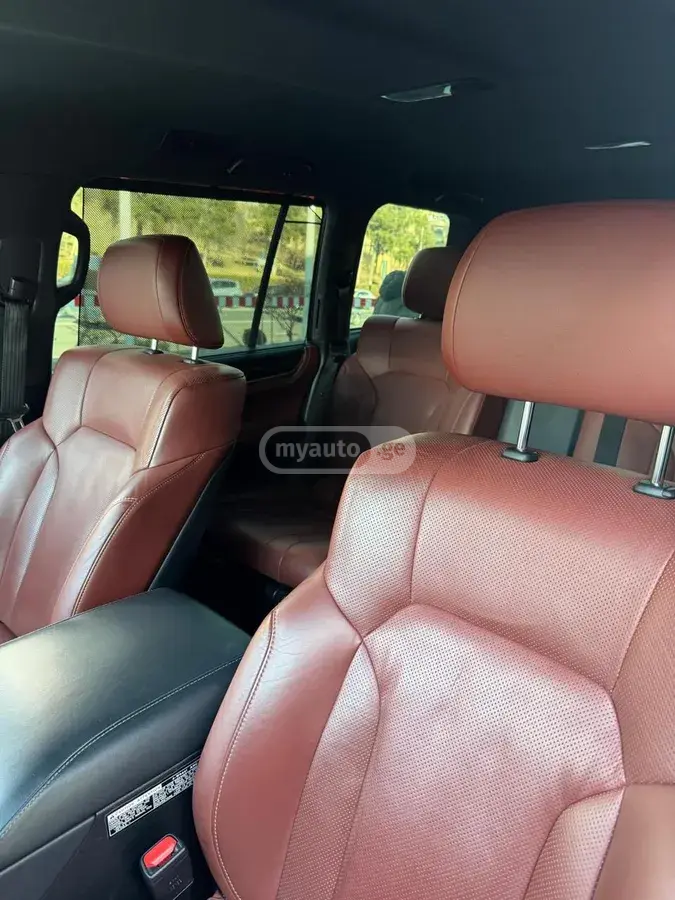 Lexus LX 450 2020 — photo 2