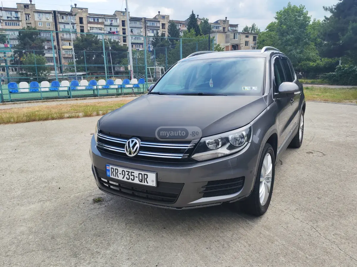 Volkswagen Tiguan 2013 — photo 2