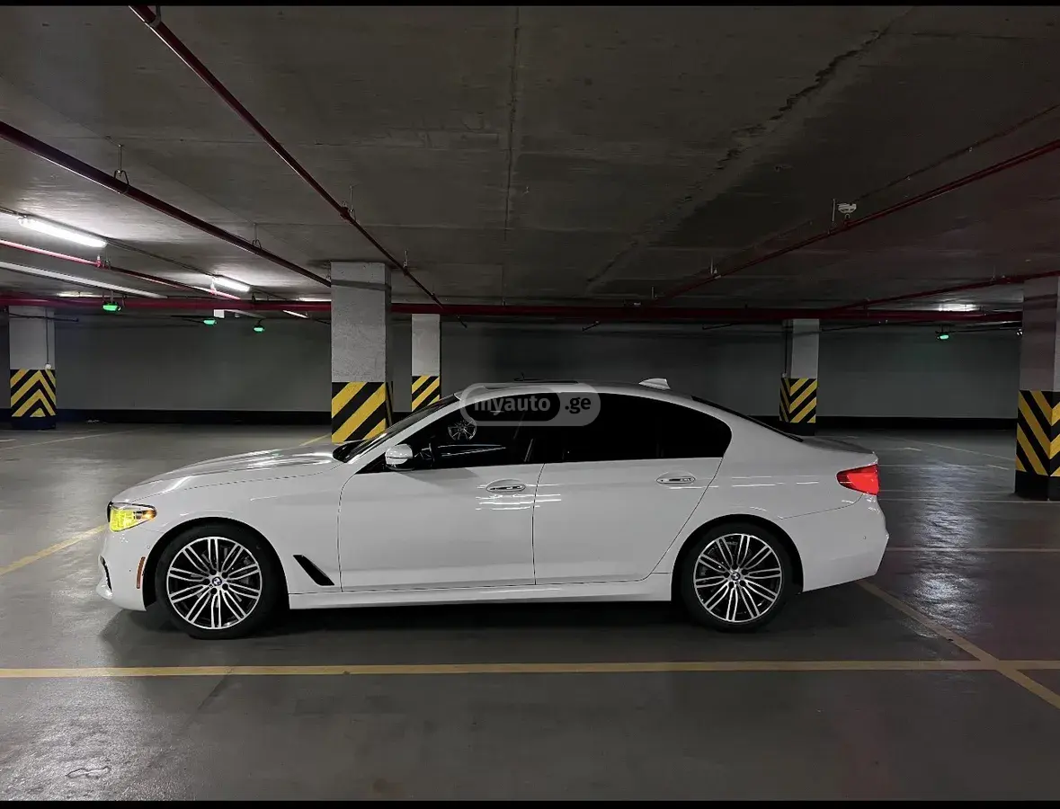 BMW 530 2018 — photo 2