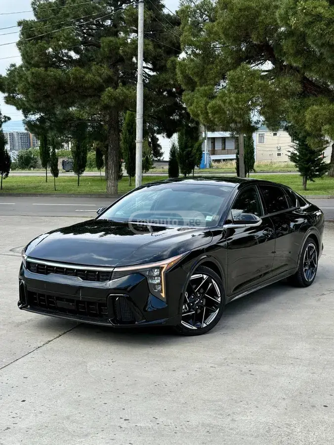 Kia K4