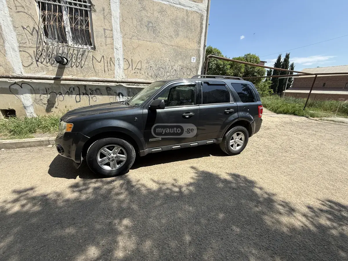 Ford Escape 2007 — photo 2