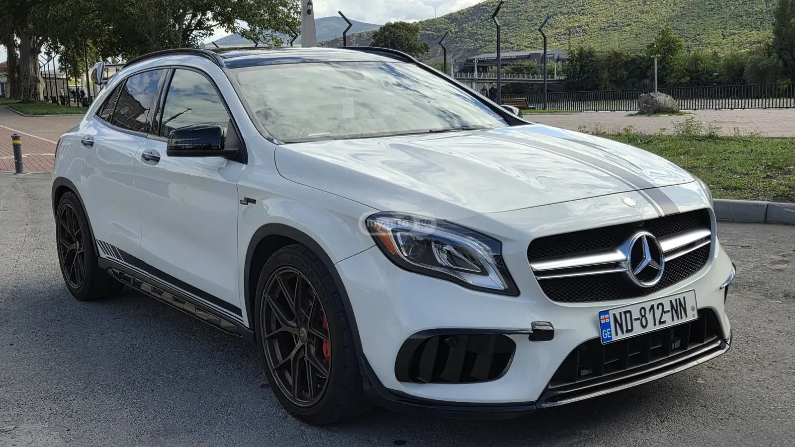 Mercedes-Benz GLA 45 AMG 2017 — photo 2