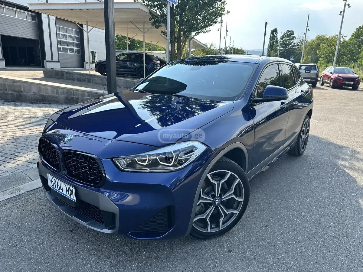 BMW X2 2020 — photo 2
