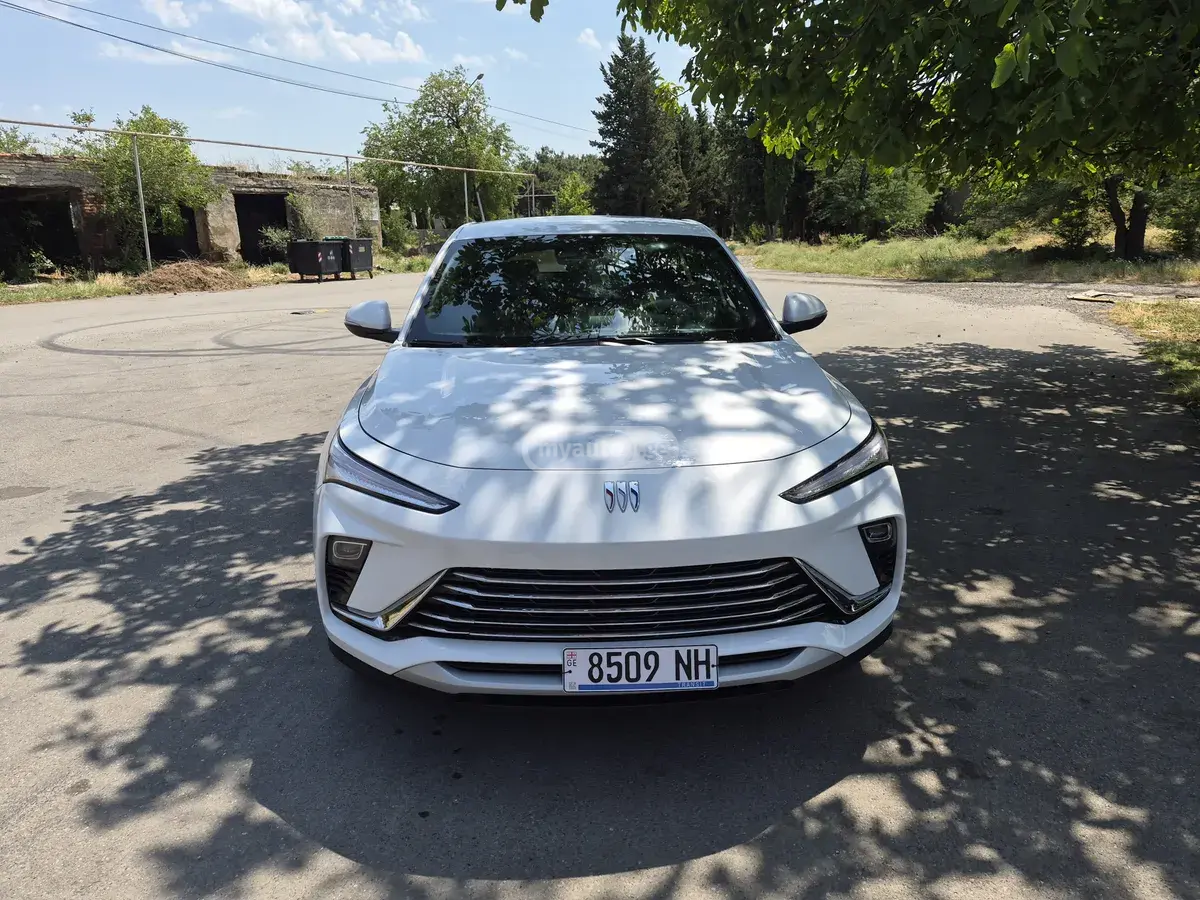 Buick Envista 2025 — photo 2