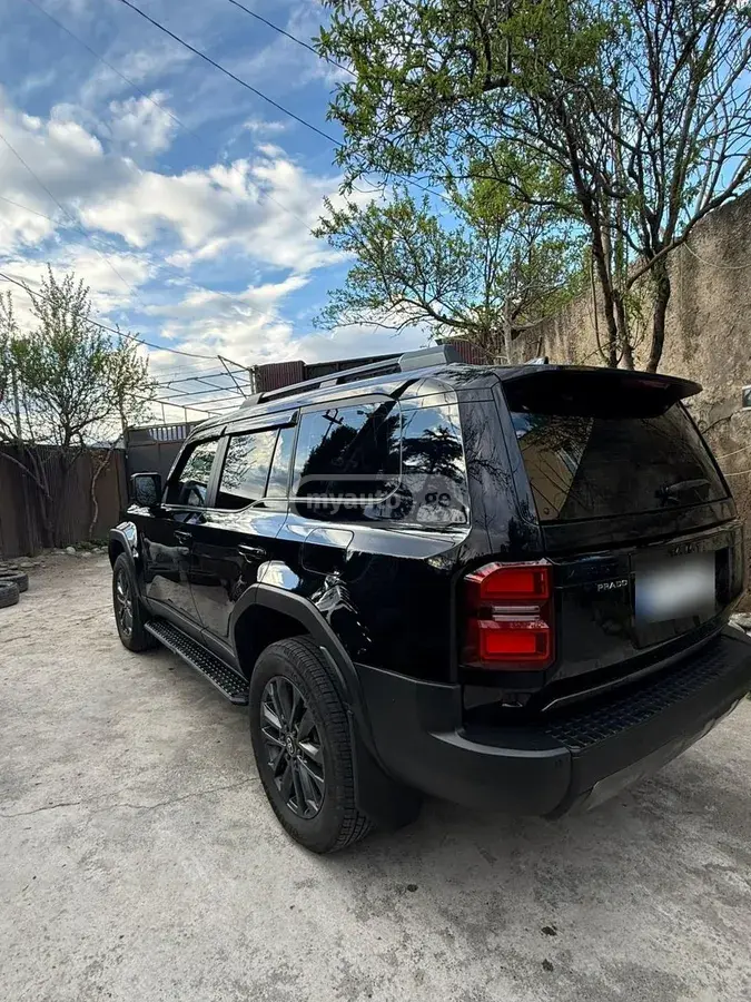 Toyota Land Cruiser Prado