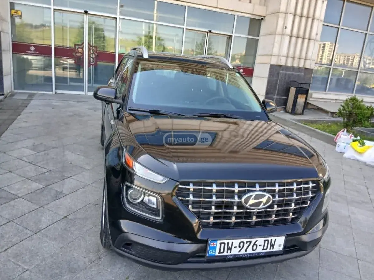 Hyundai Venue 2019 — photo 2