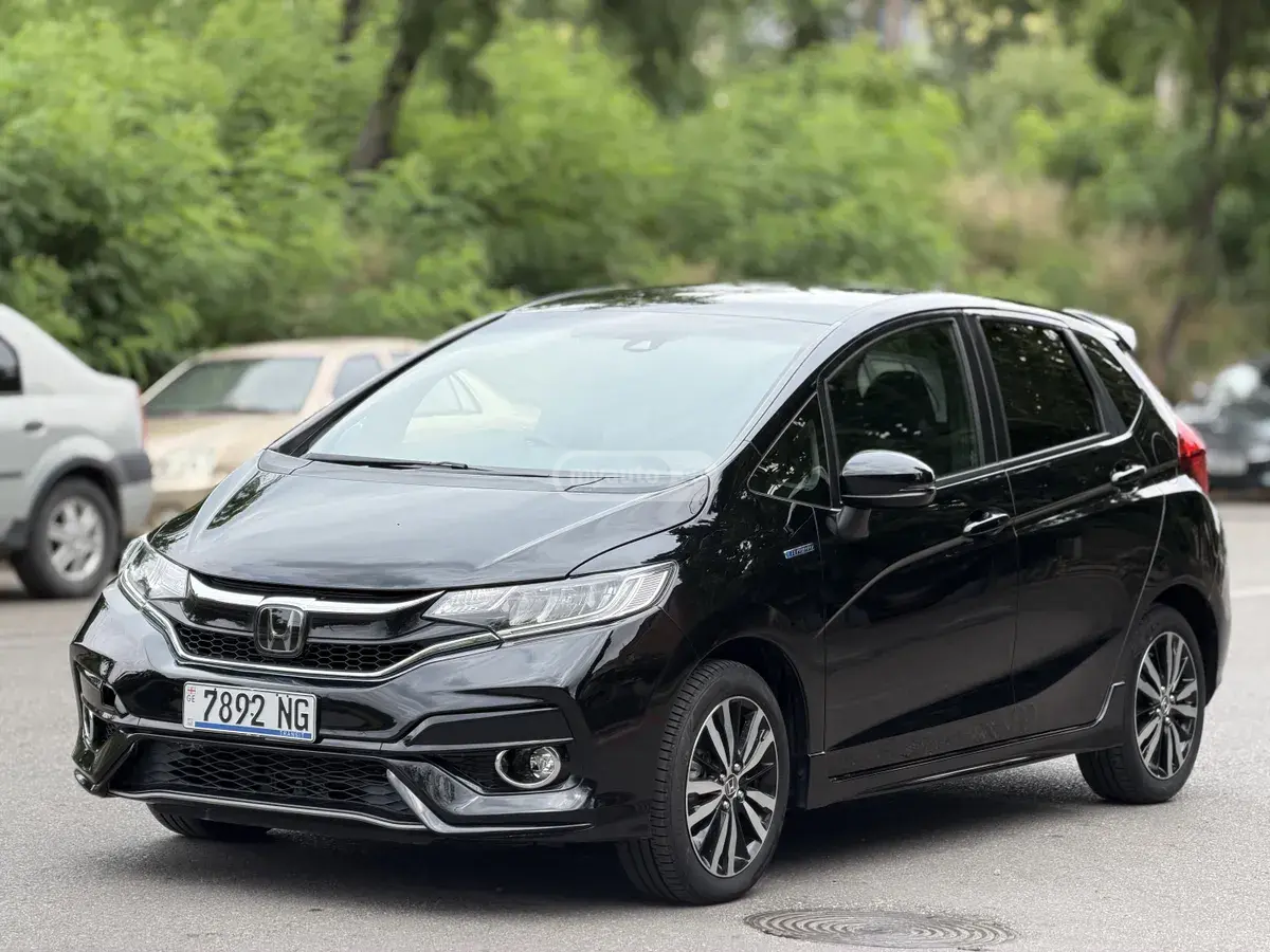 Honda Fit 2018 — photo 2