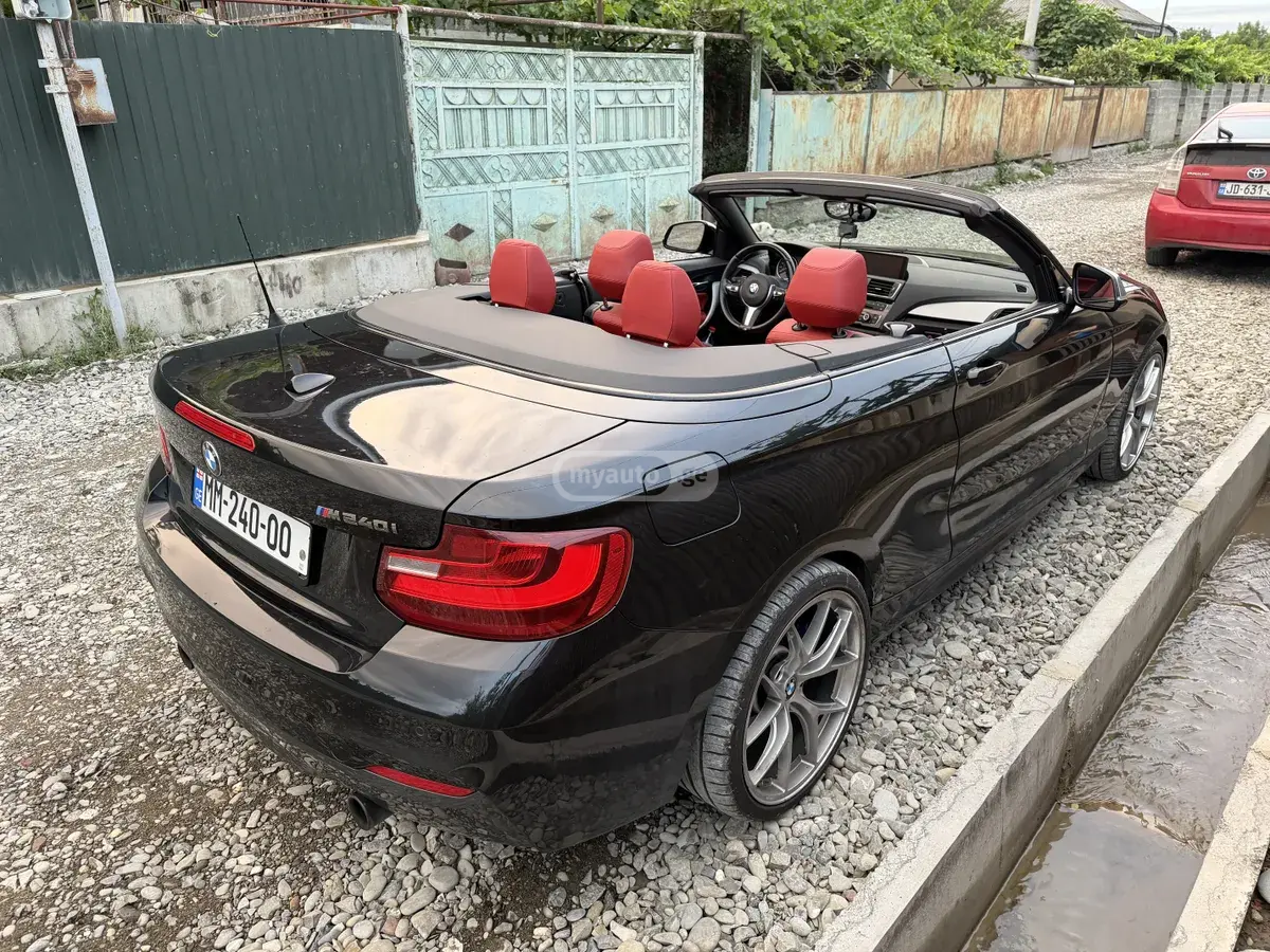 BMW M240 2016 — photo 2