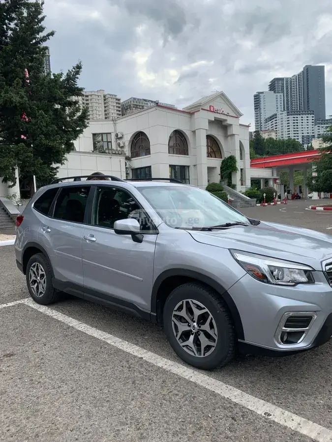 Subaru Forester 2020 — photo 2