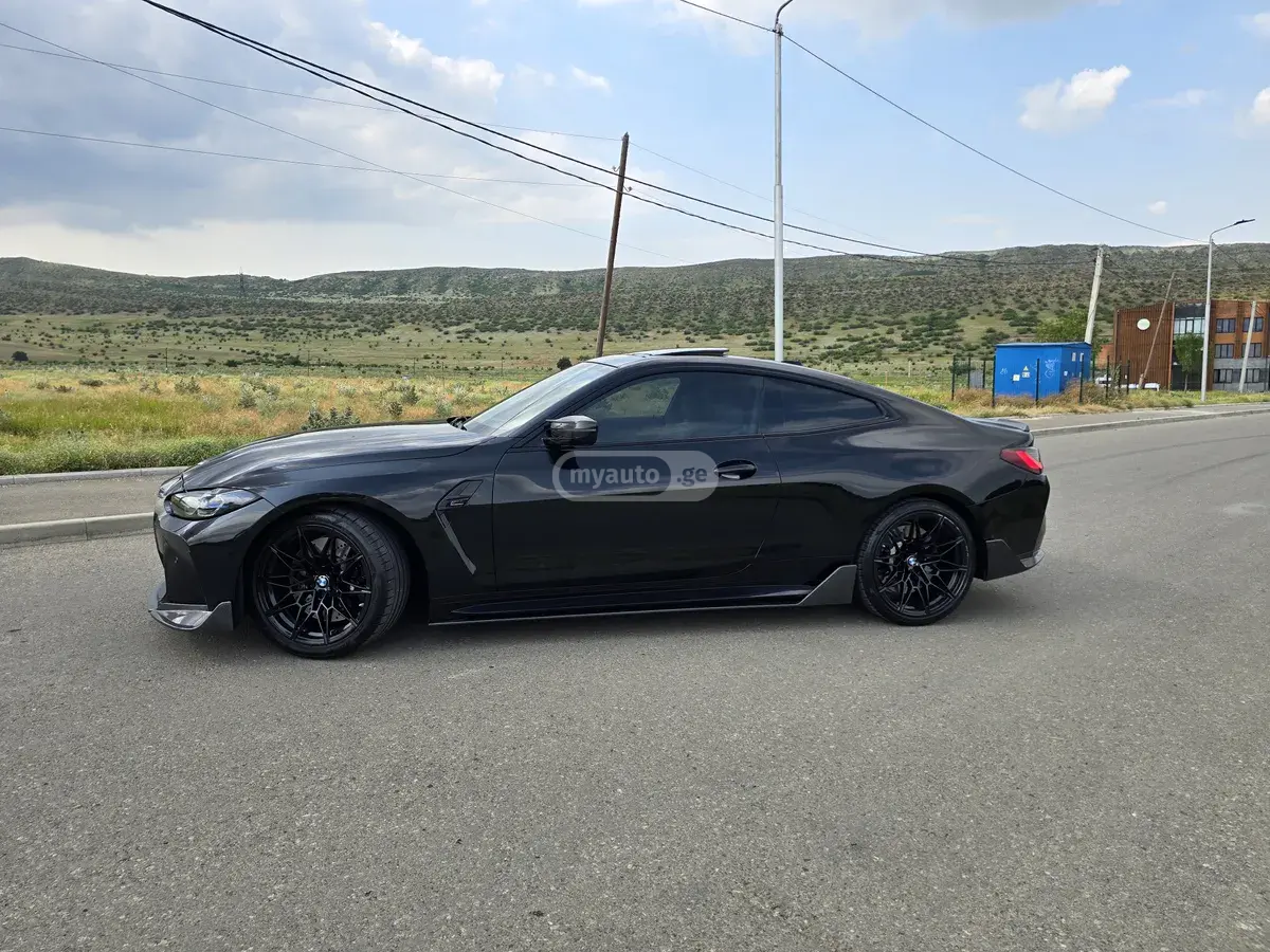 BMW M4 2024 — photo 2