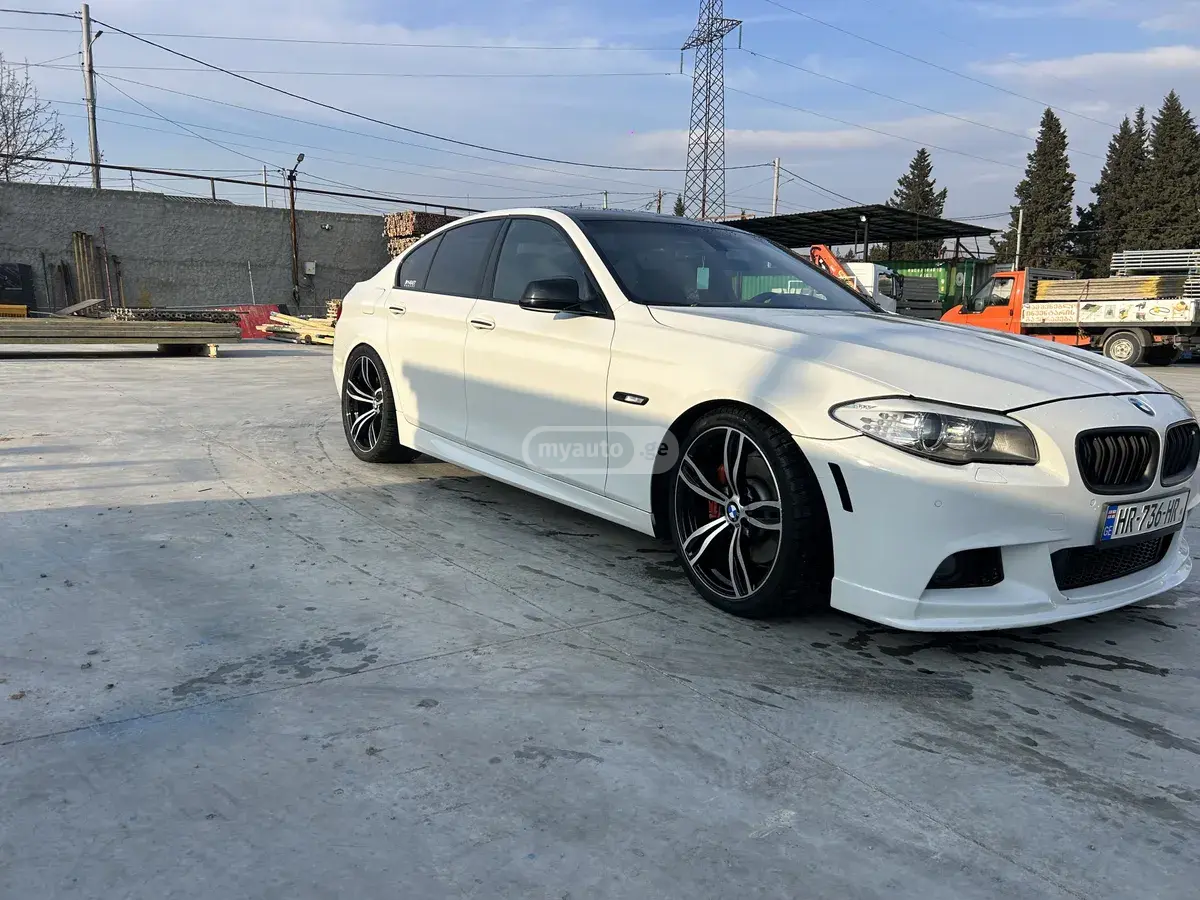 BMW 535 2012 — photo 2