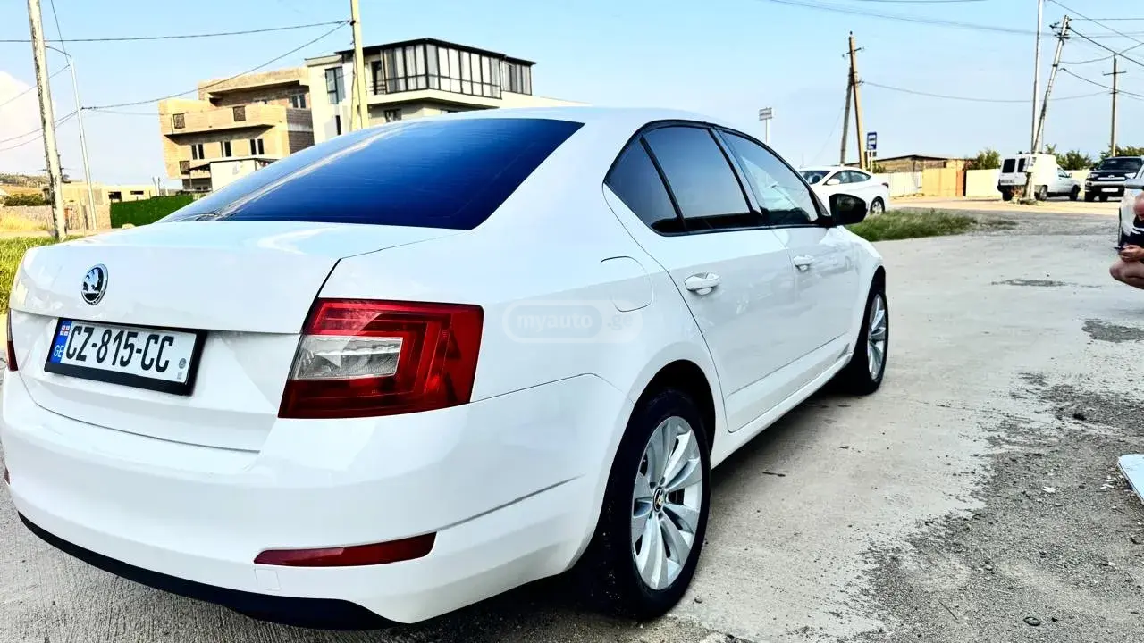 Skoda Octavia 2014 — photo 2