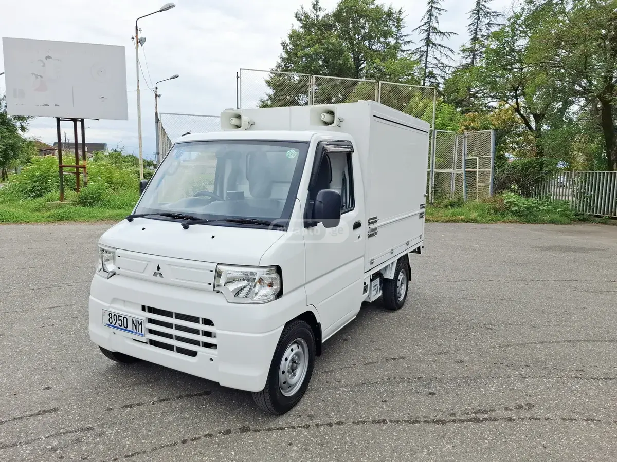 Mitsubishi Minicub 2013 — photo 2
