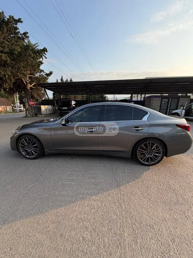 Infiniti Q50 2015 — photo 2