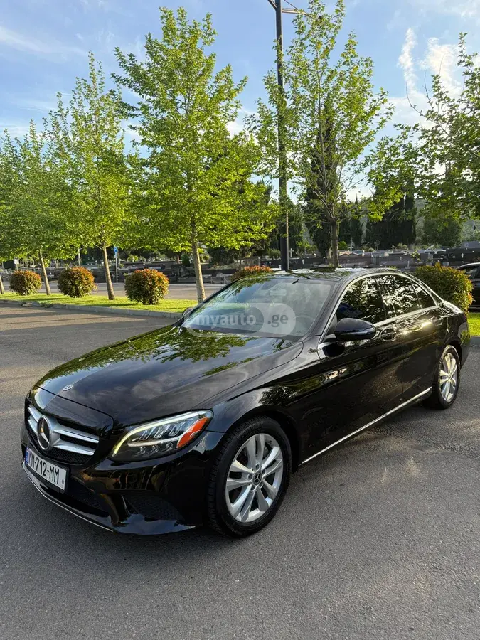 Mercedes-Benz C 300