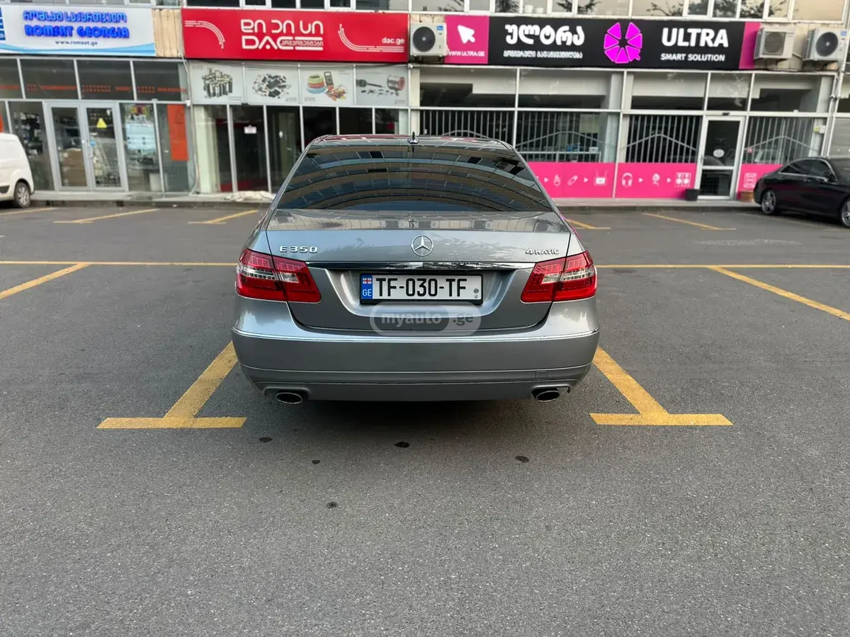 Mercedes-Benz E 350 2009 — photo 2