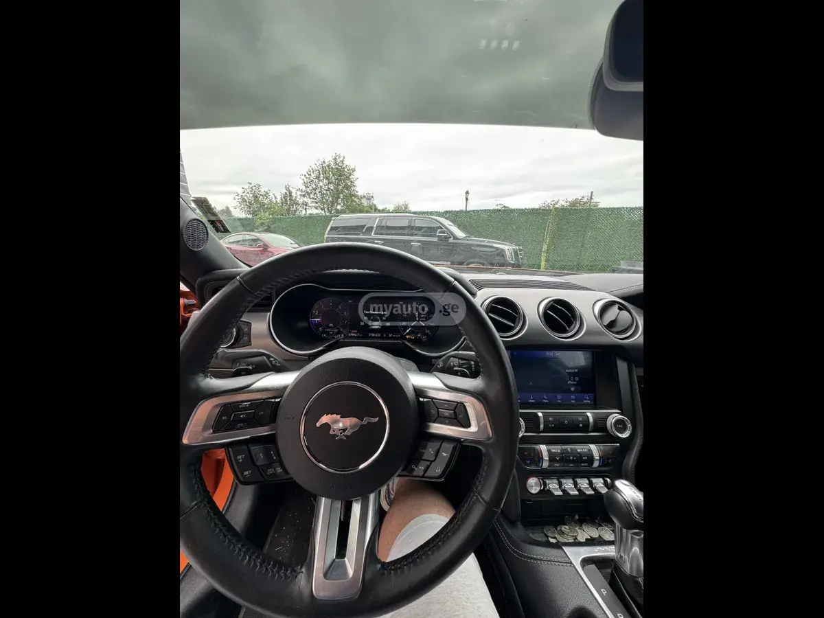 Ford Mustang 2021 — photo 2