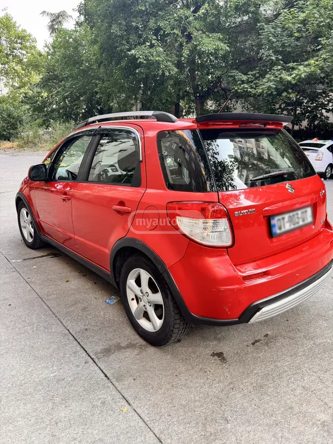 Suzuki SX4