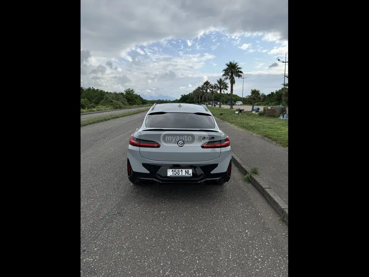 BMW X4 2022 — photo 2