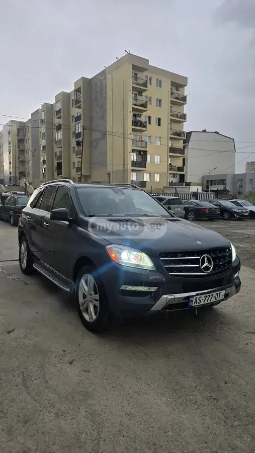 Mercedes-Benz ML 350