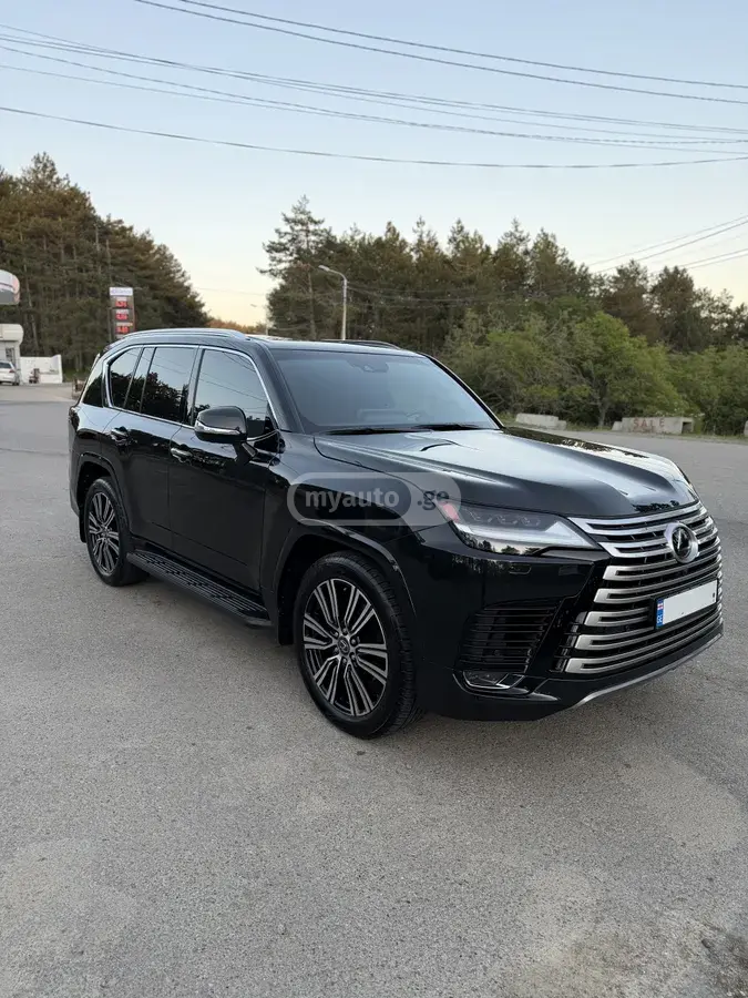 Lexus LX 500