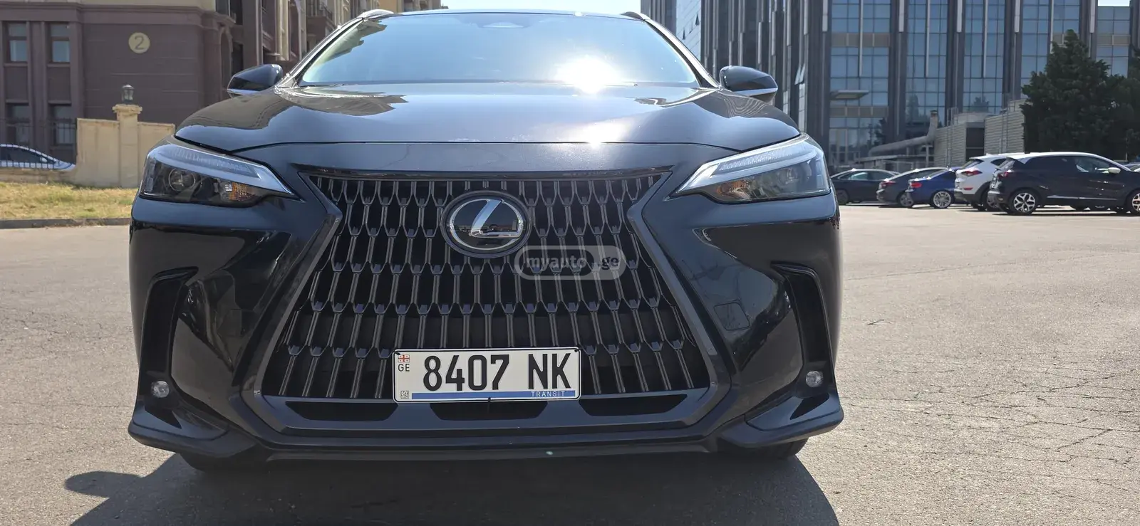Lexus NX 250 2022 — photo 2