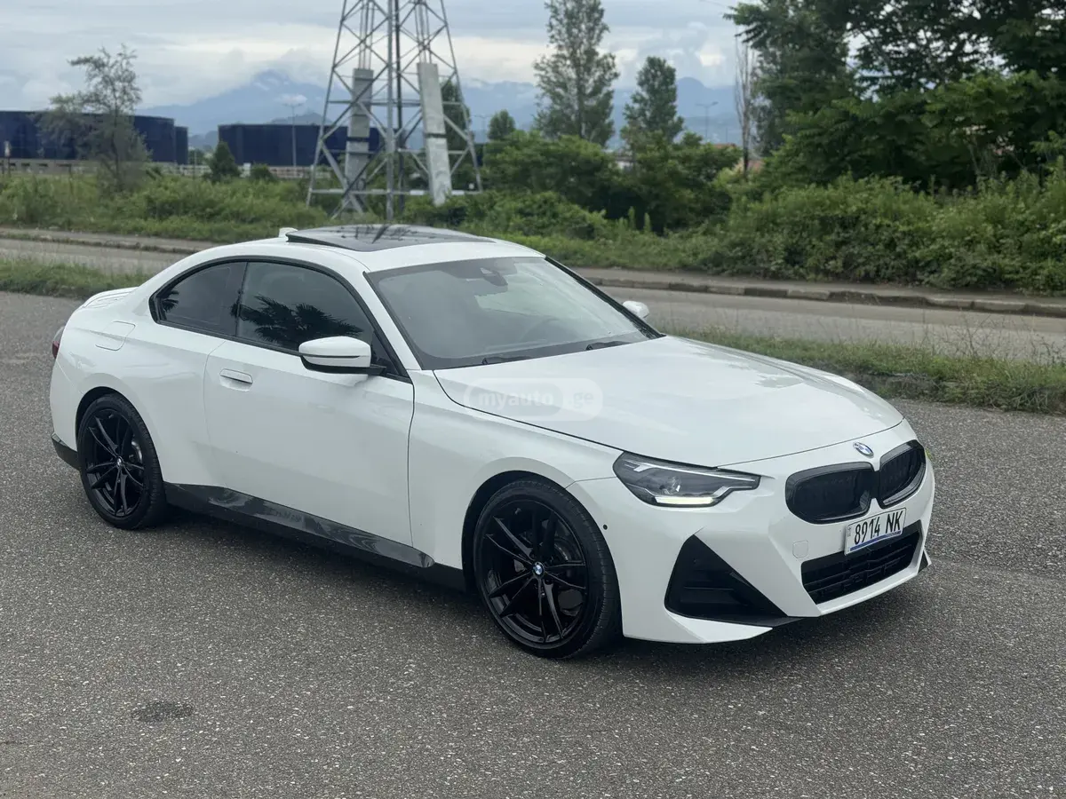 BMW 230i