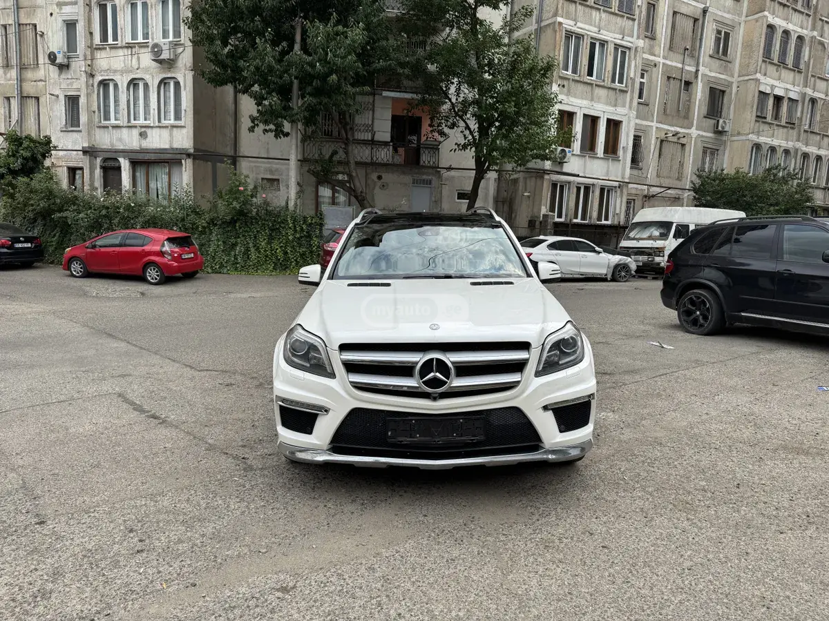 Mercedes-Benz GL 550