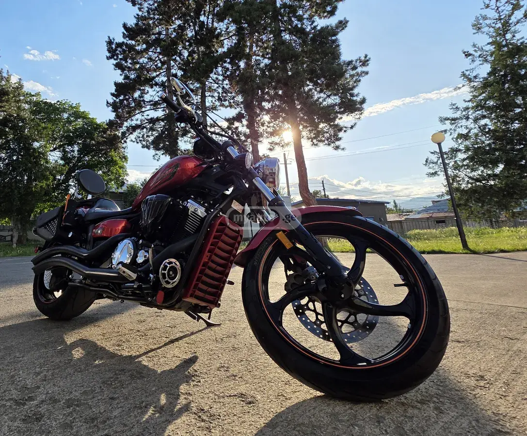Yamaha Stryker