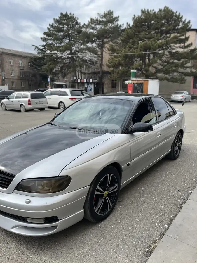 Opel Omega