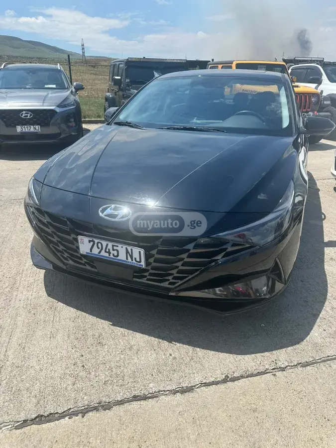 Hyundai Elantra