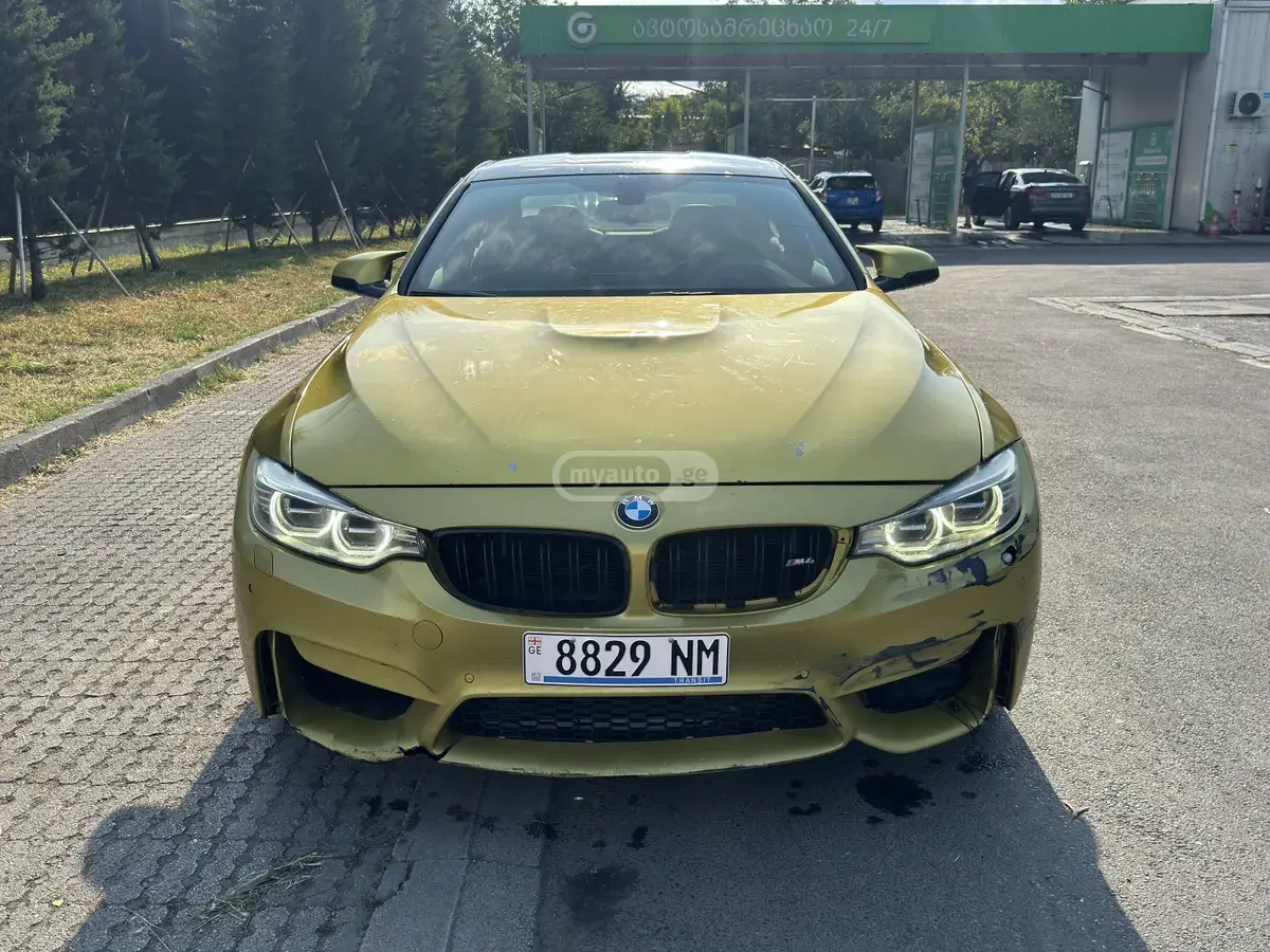 BMW M4 2014 — photo 2