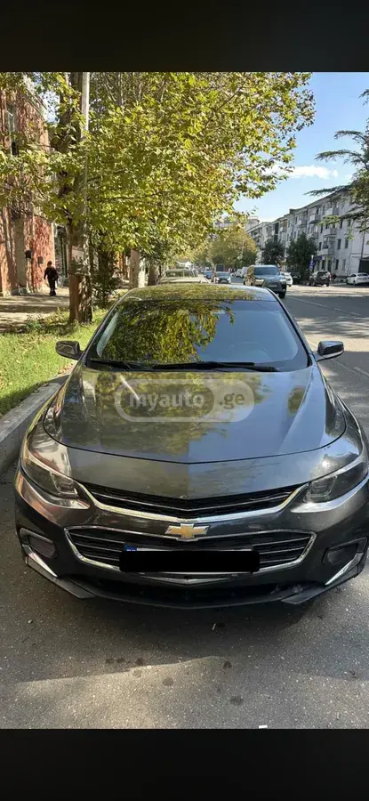 Chevrolet Malibu 2018 — photo 2