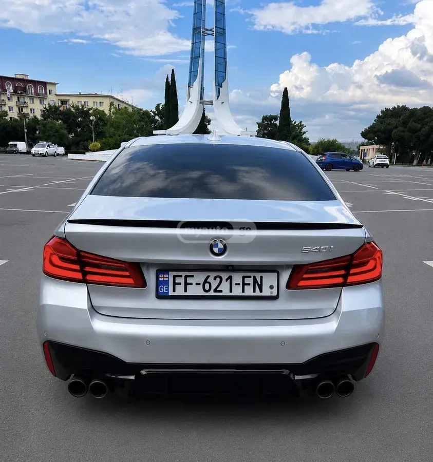 BMW 540 2017 — photo 2