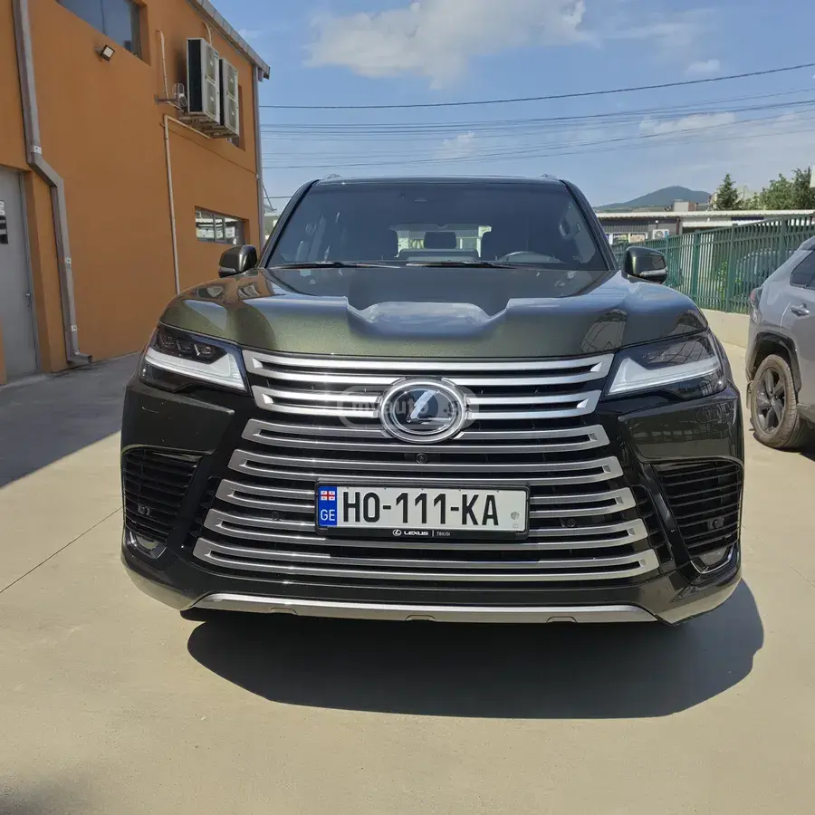 Lexus LX 500