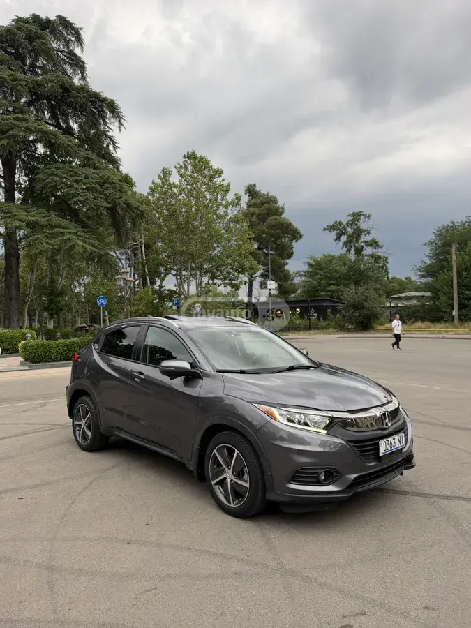 Honda HR-V 2022 — photo 2