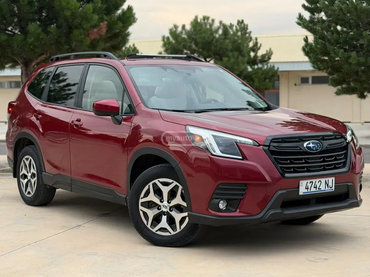 Subaru Forester 2024 — photo 2